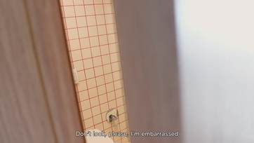 A cukimuki exem bepuffant mellém az ágyásba és elkezdte szopdosni az álló szerszámomat Thumb