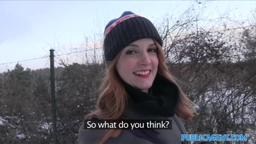 Egy kis stekszért ellenértékül bepattant a kocsiba a felszedett gyönyörűség és benyálazta a faszt Thumb